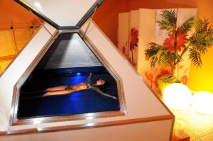 tranxx – schwebebad & massagewelt