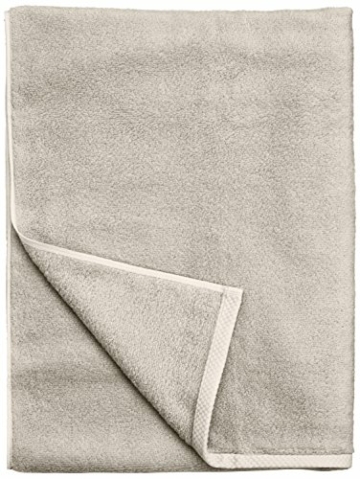 Amazon Basics - Handtuch-Set, schnelltrocknend, 2 Badetücher - Platingrau, 100% Baumwolle - 2