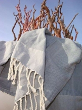 ZusenZomer Hamam Badetuch 100x190 Grau - Fouta Hamamtuch Strandtuch Saunatuch Gross und Leicht mit Elegantes Fischgrat-Gewebe - 100% Baumwolle - Fair Trade Hammam Tücher - 1