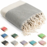 HolyDays® Strandtuch XXL 100x180cm aus 100% Baumwolle Oeko-TEX® | Hamamtuch | Badetuch | Saunatuch | Peshtemal | Fouta | Picknickdecke | groß | hochwertig | saugstark | extra leicht | Damen | Herren - 1