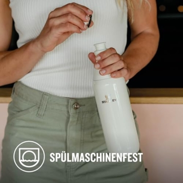 Stanley All Day Slim Trinkflasche Edelstahl 0.6L - Thermosflasche Kühlt 6 Stunden - 11 Stunden Eisgekühlt - BPA-Frei - Auslaufsichere Wasserflasche - Spülmaschinenfest - Shale - 6