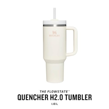 Stanley Quencher H2.0 Flowstate Trinkflasche Mit Strohhalm 1.2L - Thermobecher Kühlt 11 Stunden - 48 Stunden Eisgekühlt - Spülmaschinenfest - Thermosflasche BPA Frei - Edelstahl Trinkbecher - Cream - 3